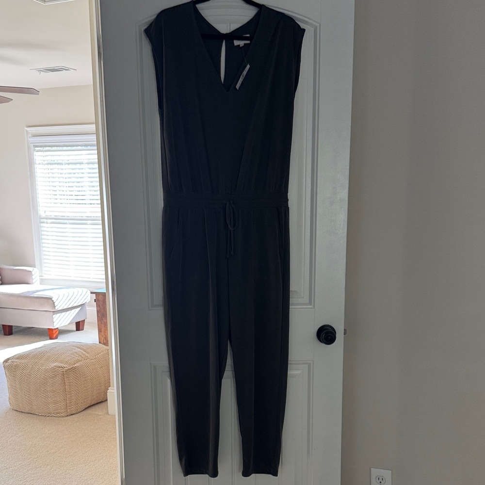 Lou & Gray Dark Green Sleeveless Jumpsuit